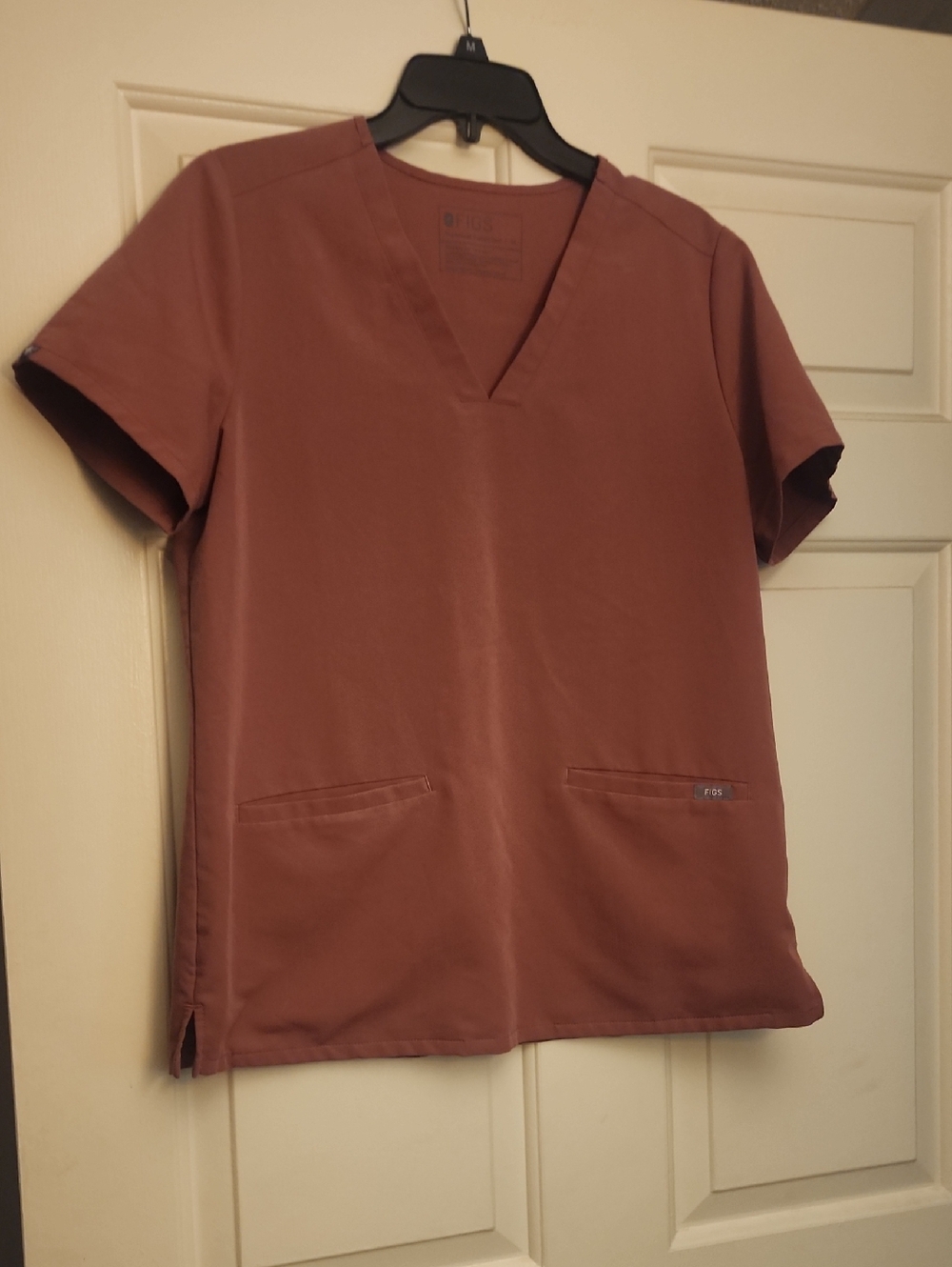 Figs Classic V-Neck Scrub Top in Dusty Rose Brown
